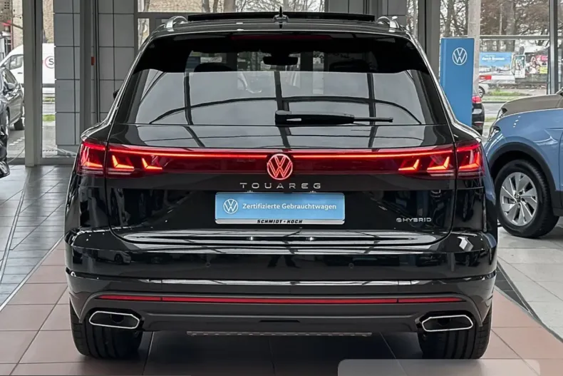 Volkswagen Touareg din 2025 cu 3.075 km - oferta VOL213772 - foto 5