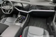 Volkswagen Touareg din 2025 cu 3.075 km - oferta VOL213772 - foto 8