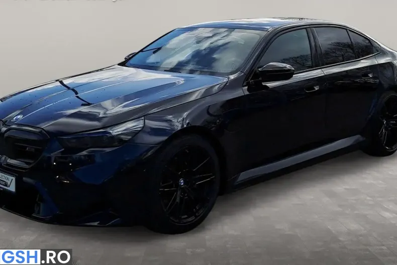 BMW M5 (Seria 5) din 2025 cu 25.215 km - oferta BMW213784 - foto 1