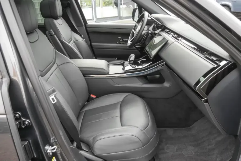 Land Rover Range Rover Sport din 2024 cu 26.274 km - oferta LAN213785 - foto 8