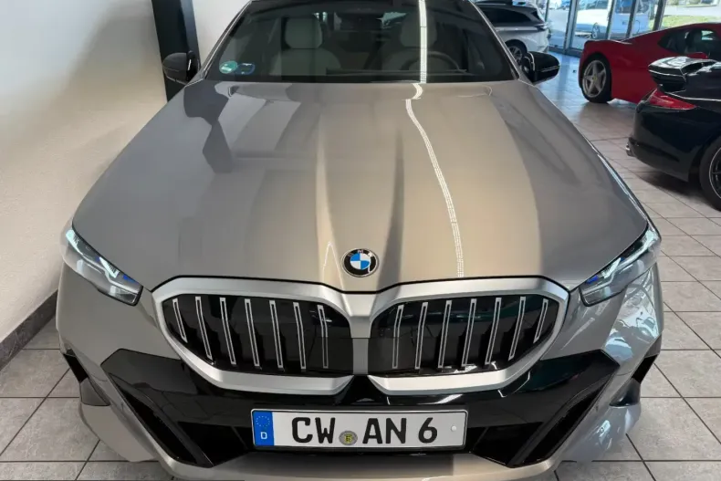 BMW 540 (Seria 5) din 2024 cu 7.500 km - oferta BMW213792 - foto 2