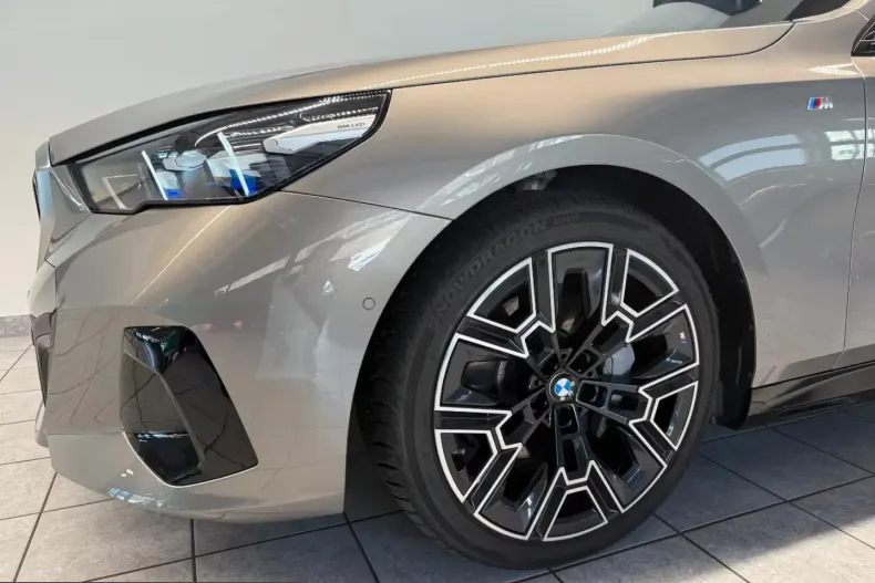 BMW 540 (Seria 5) din 2024 cu 7.500 km - oferta BMW213792 - foto 5