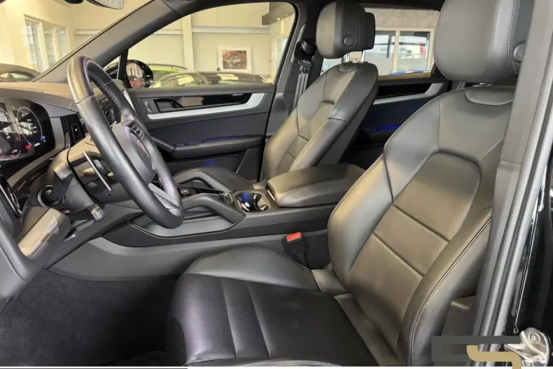 Porsche Cayenne din 2024 cu 38.643 km - oferta POR213801 - foto 13