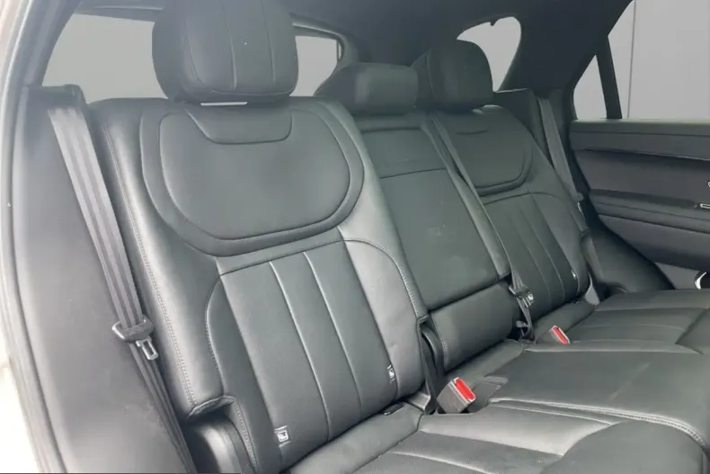 Land Rover Range Rover Sport din 2023 cu 66.130 km - oferta LAN213803 - foto 5