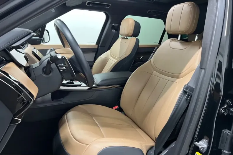 Land Rover Range Rover Sport din 2023 cu 36.000 km - oferta LAN213807 - foto 8