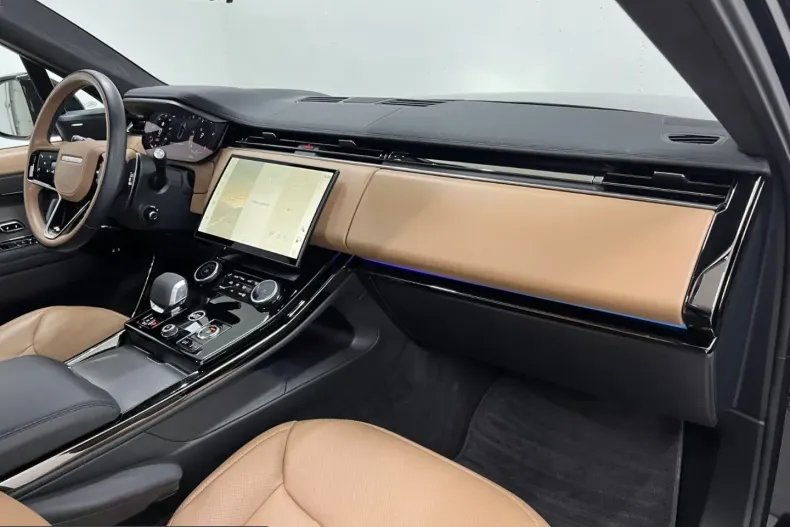 Land Rover Range Rover Sport din 2023 cu 36.000 km - oferta LAN213807 - foto 10