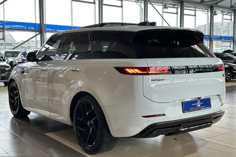 Land Rover Range Rover Sport din 2023 cu 44.308 km - oferta LAN213809 - foto 4