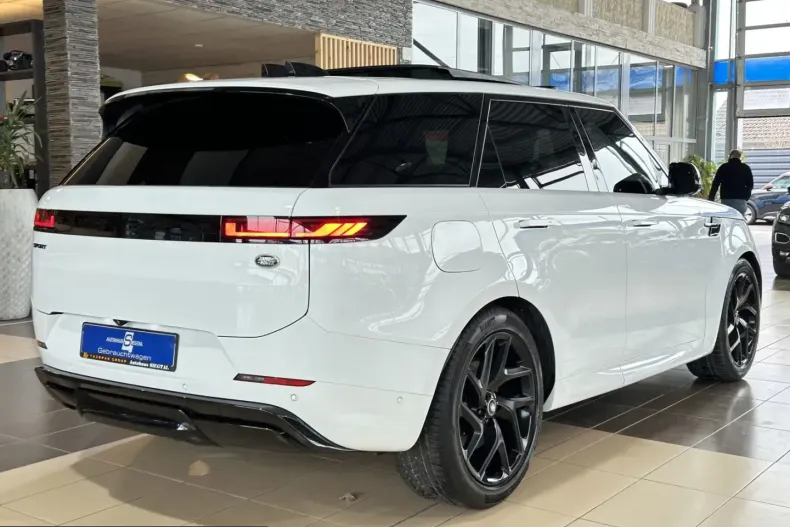 Land Rover Range Rover Sport din 2023 cu 44.308 km - oferta LAN213809 - foto 10