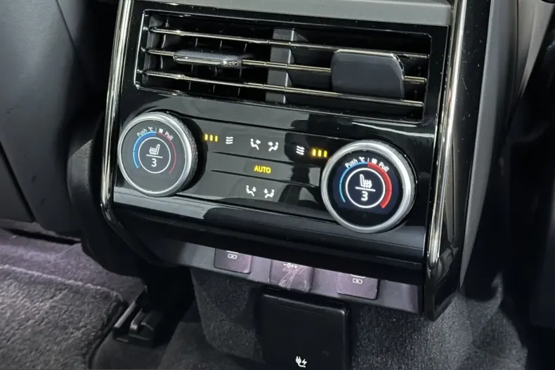 Land Rover Range Rover Sport din 2023 cu 44.308 km - oferta LAN213809 - foto 23