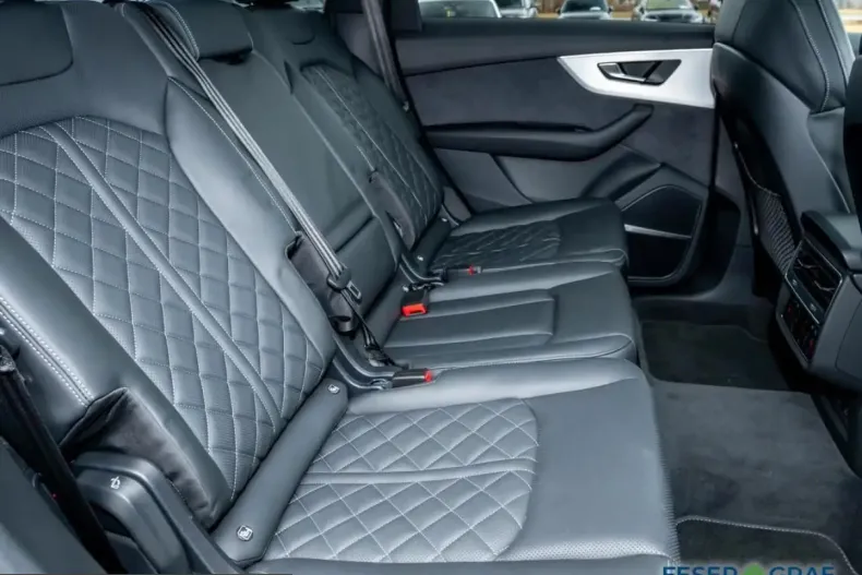 Audi Q7 din 2025 cu 22.742 km - oferta AUD213812 - foto 7