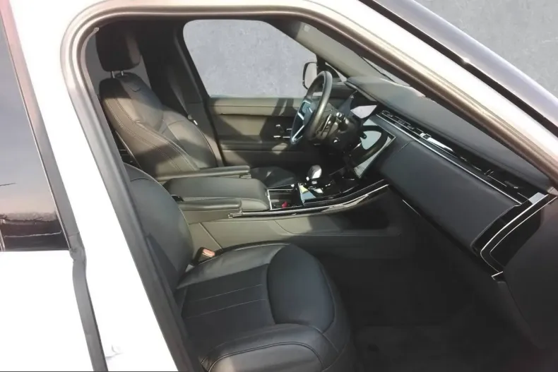 Land Rover Range Rover Sport din 2024 cu 25.700 km - oferta LAN213815 - foto 3