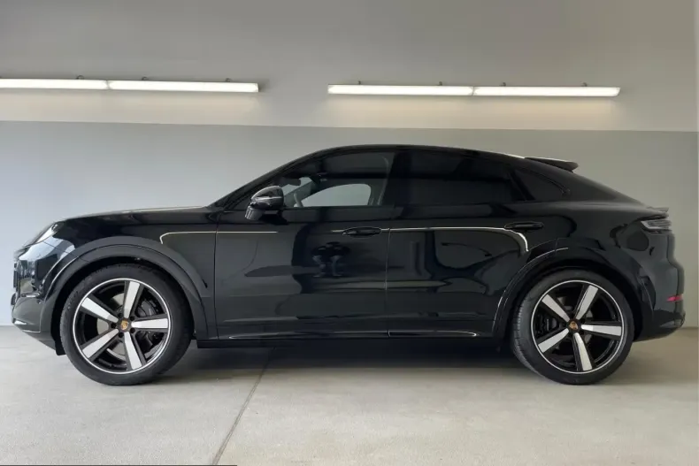 Porsche Cayenne din 2024 cu 20 km - oferta POR213818 - foto 3