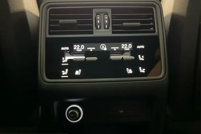 Porsche Cayenne din 2024 cu 20 km - oferta POR213818 - foto 13