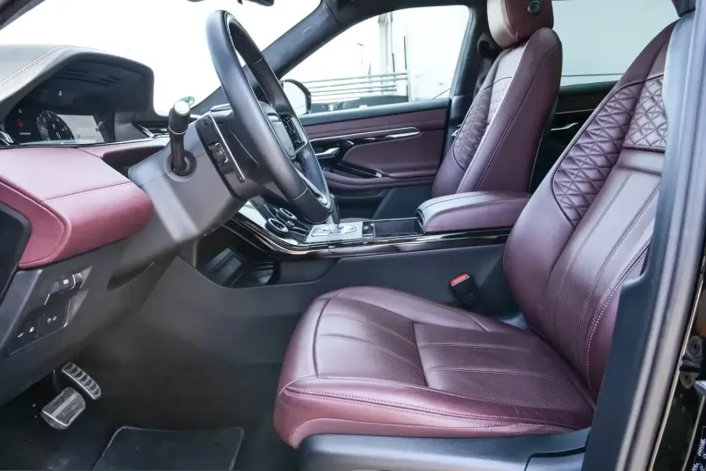 Land Rover Range Rover Evoque din 2023 cu 22.181 km - oferta LAN213833 - foto 8