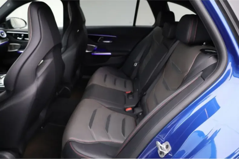 Mercedes-Benz C 63 AMG (Clasa C) din 2024 cu 5.576 km - oferta MER213834 - foto 14