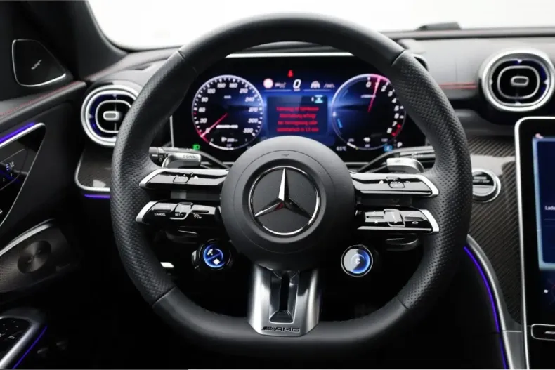 Mercedes-Benz C 63 AMG (Clasa C) din 2024 cu 5.576 km - oferta MER213834 - foto 22