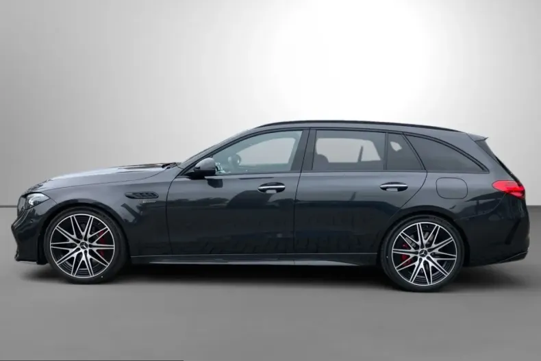 Mercedes-Benz C 63 AMG (Clasa C) din 2025 cu 5.851 km - oferta MER213836 - foto 8