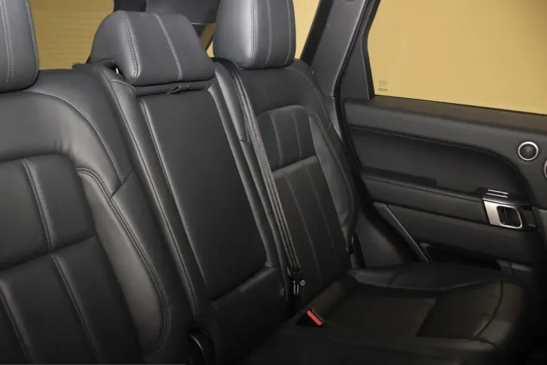 Land Rover Range Rover Sport din 2021 cu 61.490 km - oferta LAN213837 - foto 8