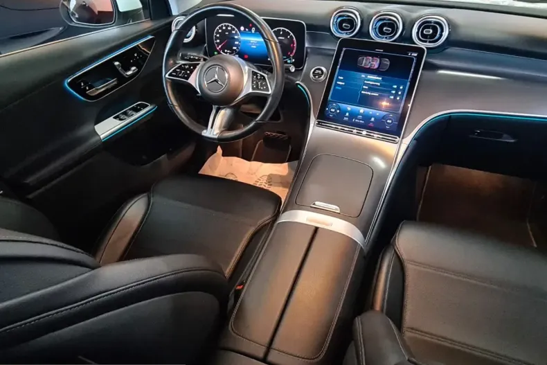 Mercedes-Benz GLC 220 (Clasa GLC) din 2023 cu 39.952 km - oferta MER213838 - foto 11
