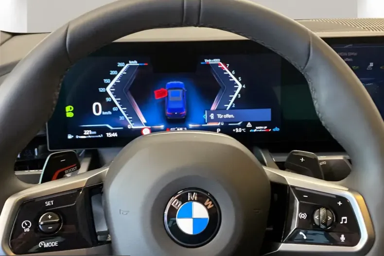 BMW 520 (Seria 5) din 2025 cu 6.338 km - oferta BMW213843 - foto 8