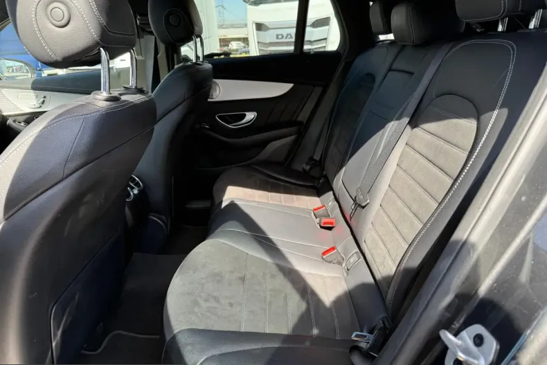 Mercedes-Benz EQC din 2021 cu 111.627 km - oferta MER213848 - foto 23