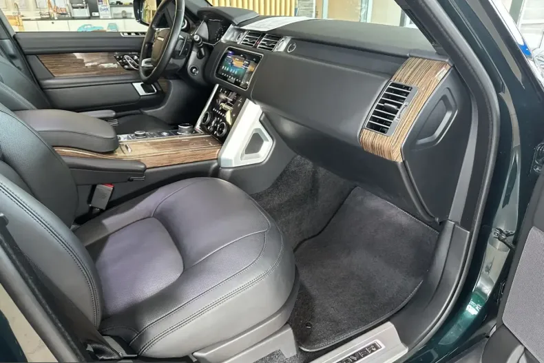 Land Rover Range Rover din 2022 cu 39.920 km - oferta LAN213850 - foto 15