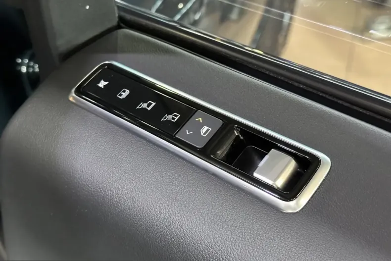 Land Rover Range Rover din 2022 cu 39.920 km - oferta LAN213850 - foto 21