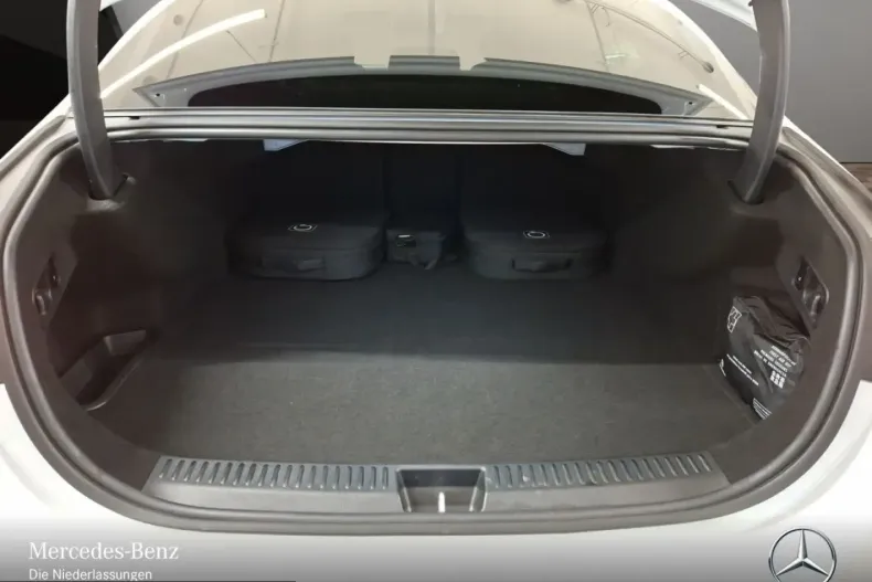Mercedes-Benz E 53 AMG (Clasa E) din 2025 cu 13.185 km - oferta MER213853 - foto 15