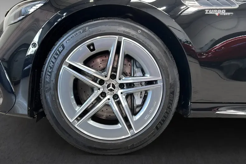 Mercedes-Benz E 53 AMG (Clasa E) din 2025 cu 17.739 km - oferta MER213855 - foto 3