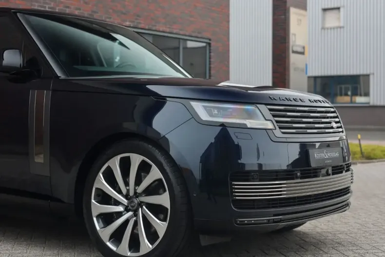 Land Rover Range Rover din 2024 cu 16.276 km - oferta LAN213868 - foto 8