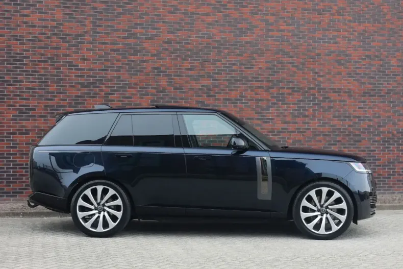 Land Rover Range Rover din 2024 cu 16.276 km - oferta LAN213868 - foto 14