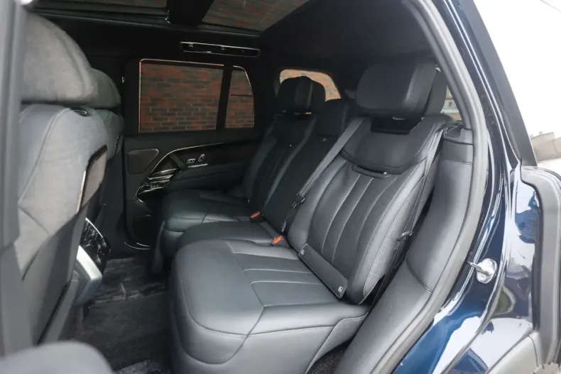 Land Rover Range Rover din 2024 cu 16.276 km - oferta LAN213868 - foto 28