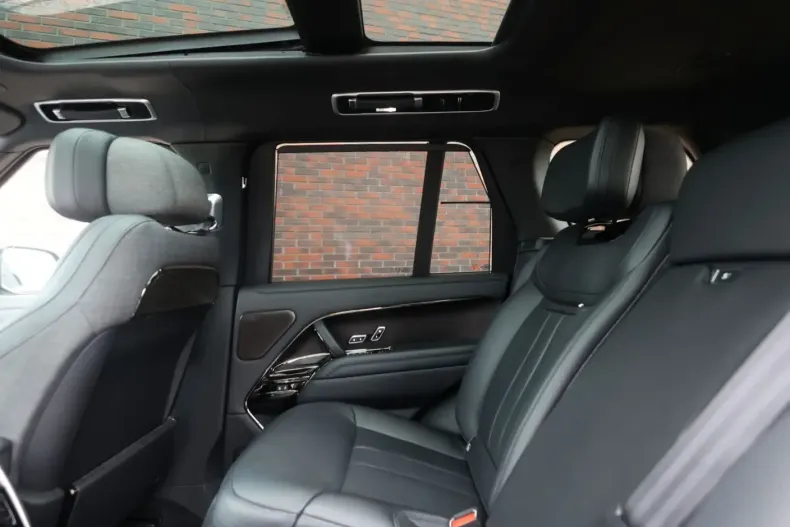Land Rover Range Rover din 2024 cu 16.276 km - oferta LAN213868 - foto 31