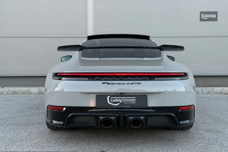 Porsche 992 din 2025 cu 1.104 km - oferta POR213869 - foto 5