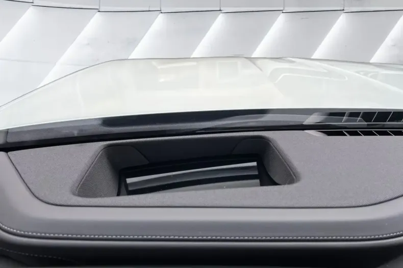 BMW 740 (Seria 7) din 2025 cu 6.118 km - oferta BMW213877 - foto 13