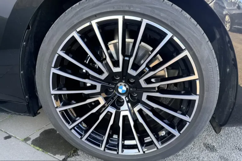 BMW 740 (Seria 7) din 2025 cu 4.980 km - oferta BMW213878 - foto 7