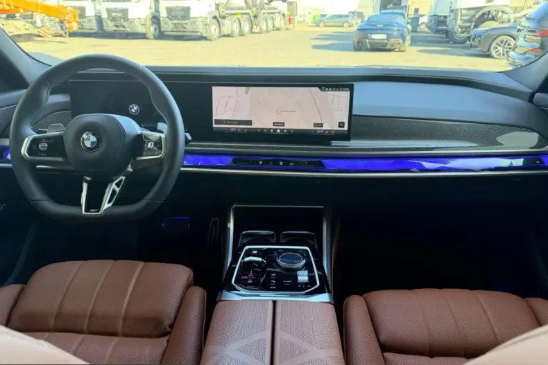BMW 740 (Seria 7) din 2025 cu 4.980 km - oferta BMW213878 - foto 10