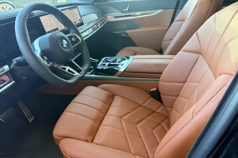 BMW 740 (Seria 7) din 2025 cu 4.980 km - oferta BMW213878 - foto 20