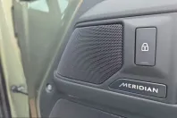 Land Rover Defender din 2026 cu 7.800 km - oferta LAN213880 - foto 19