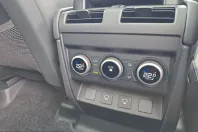 Land Rover Defender din 2026 cu 7.800 km - oferta LAN213880 - foto 28