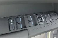 Land Rover Defender din 2026 cu 7.800 km - oferta LAN213880 - foto 29