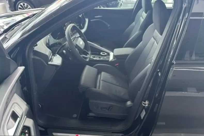 Audi Q5 din 2026 cu 10 km - oferta AUD213883 - foto 6