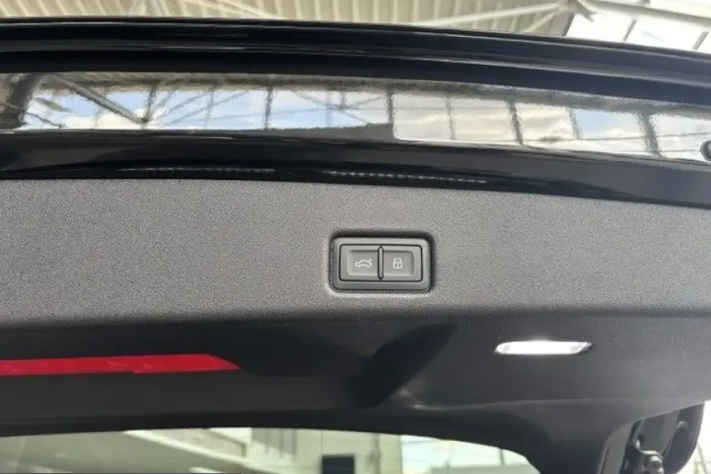 Audi Q5 din 2026 cu 10 km - oferta AUD213883 - foto 11