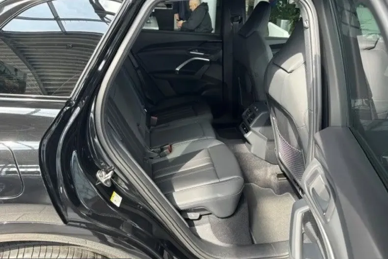 Audi Q5 din 2026 cu 10 km - oferta AUD213883 - foto 13