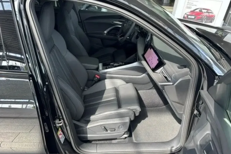 Audi Q5 din 2026 cu 10 km - oferta AUD213883 - foto 14