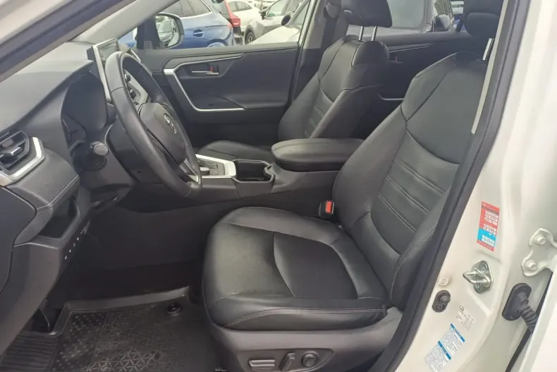 Toyota RAV4 din 2022 cu 80.238 km - oferta TOY213887 - foto 10