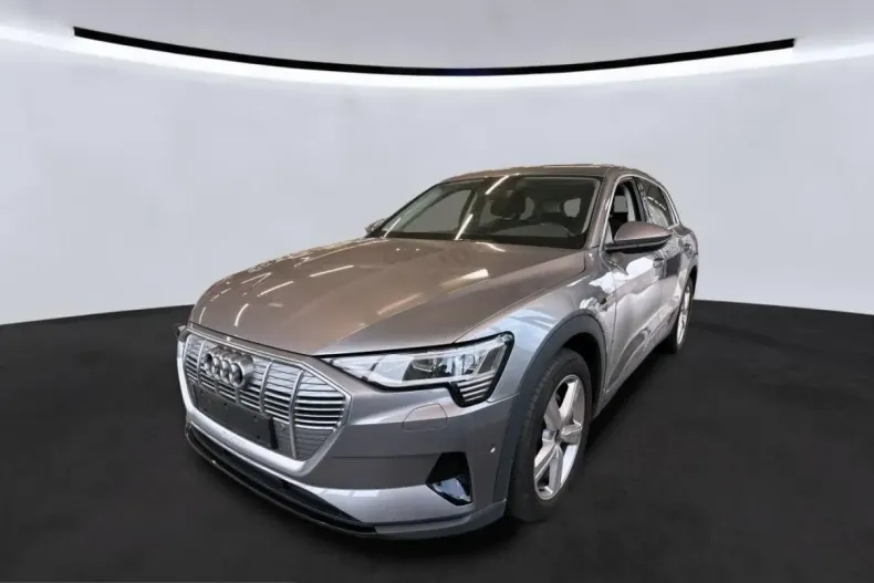 Audi e-tron din 2022 cu 45.000 km - oferta AUD213893 - foto 1