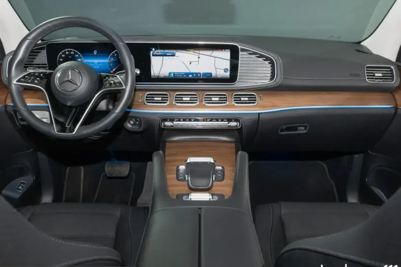 Mercedes-Benz GLE 450 (Clasa GLE) din 2025 cu 31.154 km - oferta MER213898 - foto 20