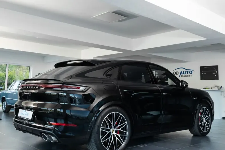 Porsche Cayenne din 2024 cu 29.900 km - oferta POR213934 - foto 5