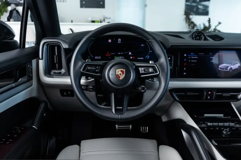 Porsche Cayenne din 2024 cu 29.900 km - oferta POR213934 - foto 13